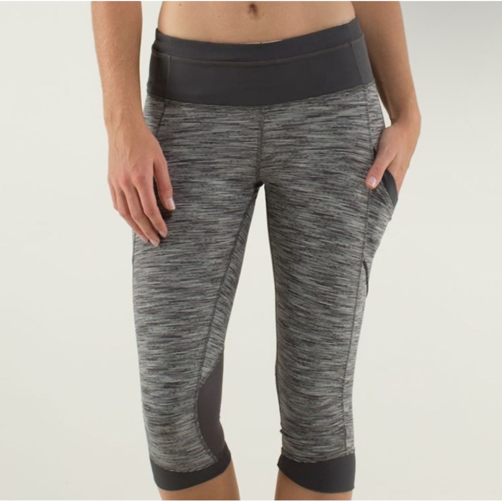 Lululemon Run For Fun‎ Crop Leggings 4 Grey Space Dye Athletic Yoga Running